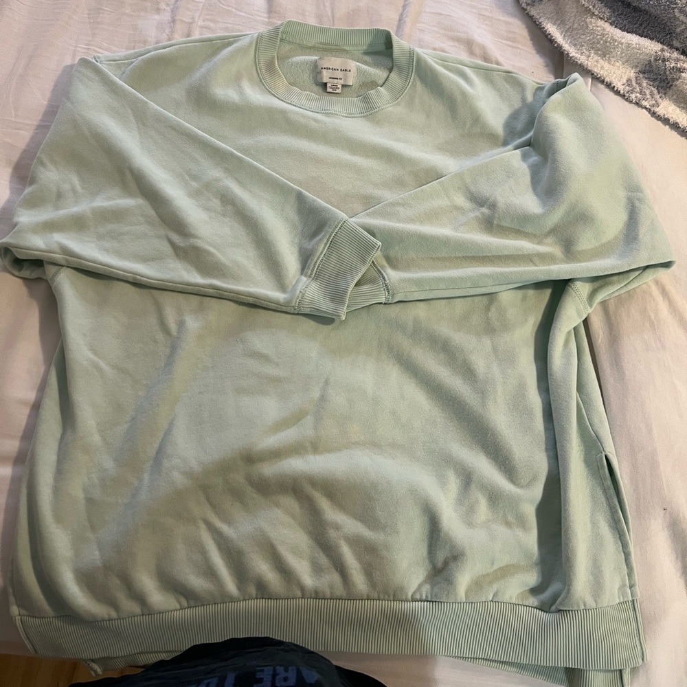 American Eagle mint green crew neck